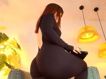 Fluffy_bubble21 from Chaturbate