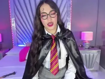 Gabbybale from Chaturbate