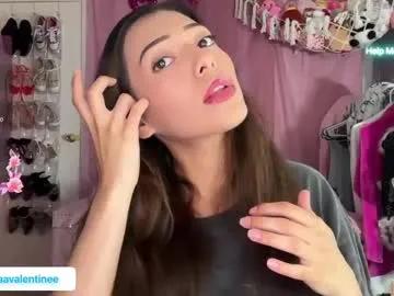 Giaavalentinee from Chaturbate