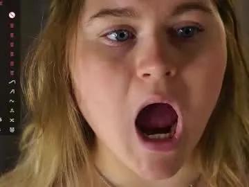 Gorgeous_beaux from Chaturbate