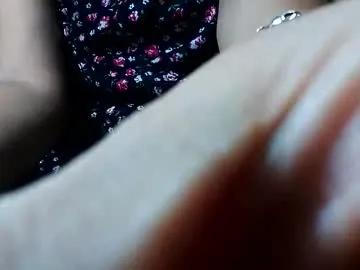 Gorgeouspinay_babe from Chaturbate