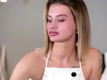 Greengazon from Chaturbate