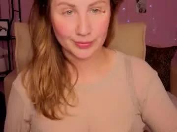 Helens_lov from Chaturbate