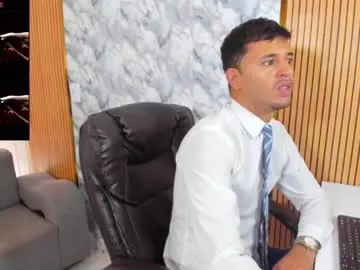 Hiddenoffice from Chaturbate