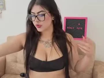 Hollycute54 from Chaturbate