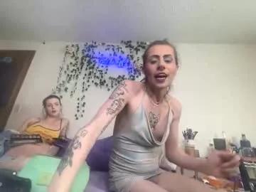 Hottiefrmhell97 from Chaturbate