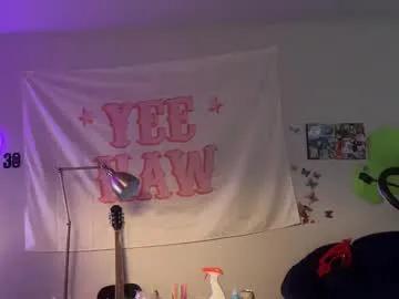 Izzyishottttt from Chaturbate