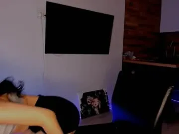 Jee__son from Chaturbate