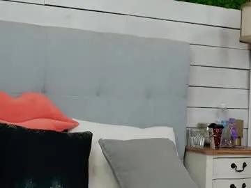 Jenniferlovve from Chaturbate