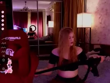 Jennykiss11 from Chaturbate