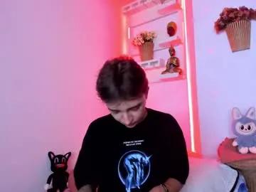 Jeremy_salvatore_ from Chaturbate