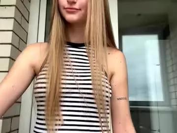 Jinnyjaquins from Chaturbate