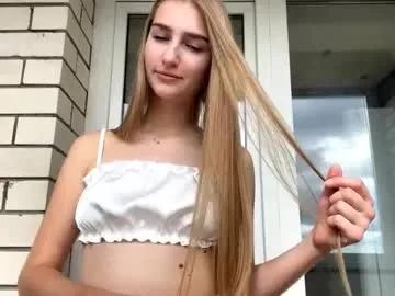 Jinnyjaquins from Chaturbate