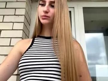 Jinnyjaquins from Chaturbate