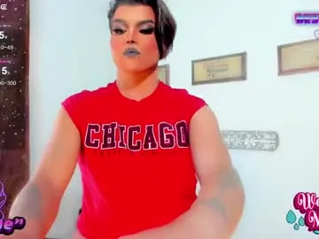 Jujubee_lander from Chaturbate