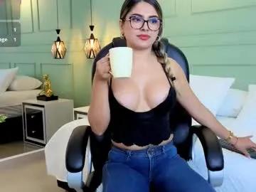 Kataliina_18 from Chaturbate