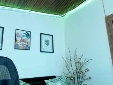 Kattia_deluchi from Chaturbate