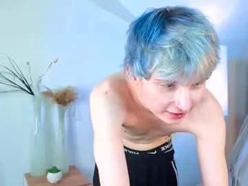 Kessy_white from Chaturbate