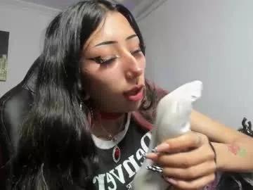 Laila_angel from Chaturbate