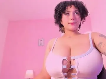 Liaamoretzz from Chaturbate