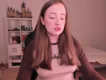 Lil_happiness from Chaturbate