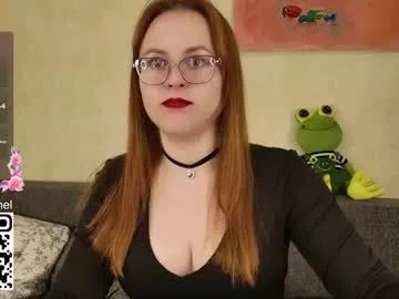 Lila_pitt from Chaturbate