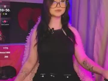 Lilhornyprincess from Chaturbate
