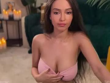 Liliaah from Chaturbate