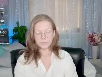 Lilly_belly from Chaturbate