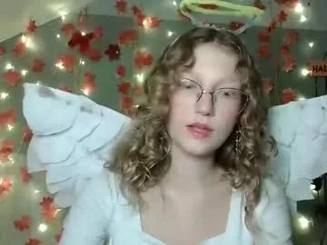 Lily_tayberry from Chaturbate