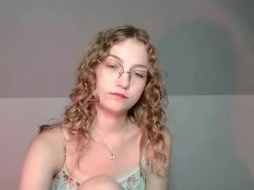 Lily_tayberry from Chaturbate