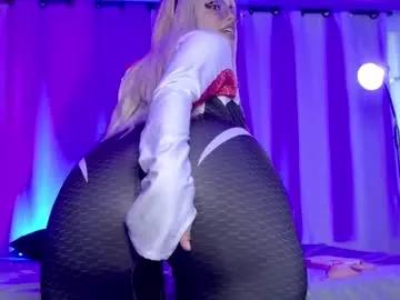 Little_maeve from Chaturbate