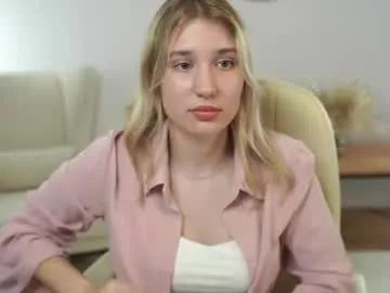 Loookat_me from Chaturbate