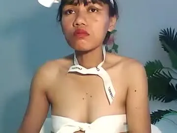 Luvu4everxxx from Chaturbate