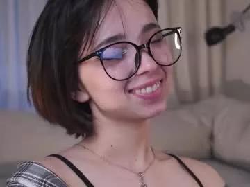 Maracommiskey from Chaturbate