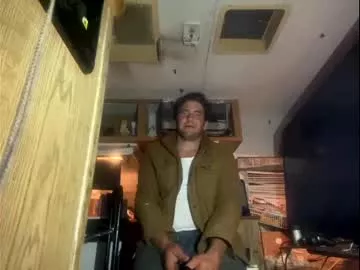 Maxx916 from Chaturbate