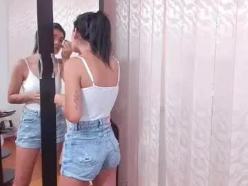 Maya_and_guests from Chaturbate