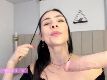 Miaa_monrroee_ from Chaturbate