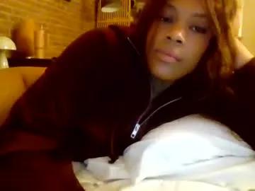 Miamuffin8 from Chaturbate