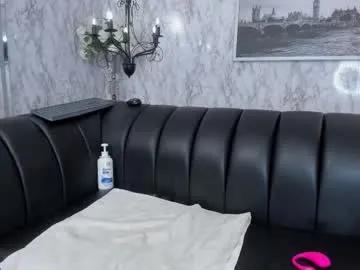 Miiaa_foxyy_ from Chaturbate