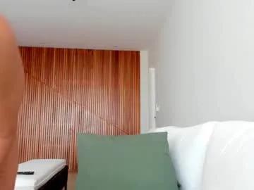 Miiiawallace from Chaturbate