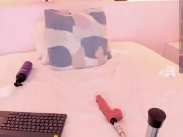 Miss10_antonella from Chaturbate