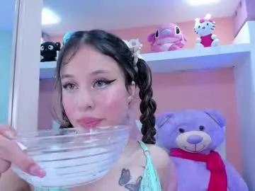 Miss__lunna from Chaturbate
