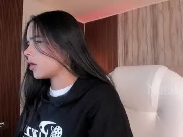 Missnataly_ from Chaturbate