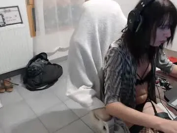 Missthon from Chaturbate