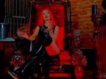 moniqueresse on Chaturbate