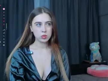 Mooncutie_girl from Chaturbate