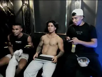 Mr_maximo from Chaturbate