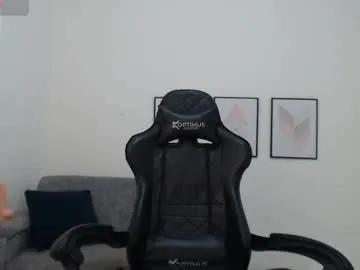 Natalia_curvy1 from Chaturbate