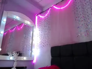 Natalliapradas from Chaturbate